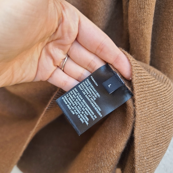 Lafayette 148 | Metallic Trim Cashmere Turtleneck Sweater In Toffee Size Large - Picture 4 of 12